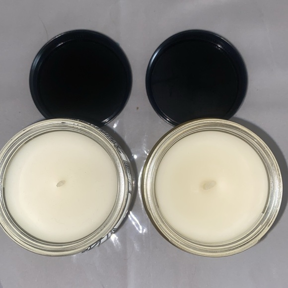 B&BW Frosted Cranberry & Pumpkin Spice Latte Single Wick Candles- 7oz - Picture 4 of 5